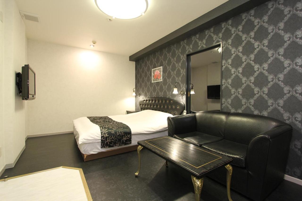 Hand's (adults Only) Hotel del amor 3*