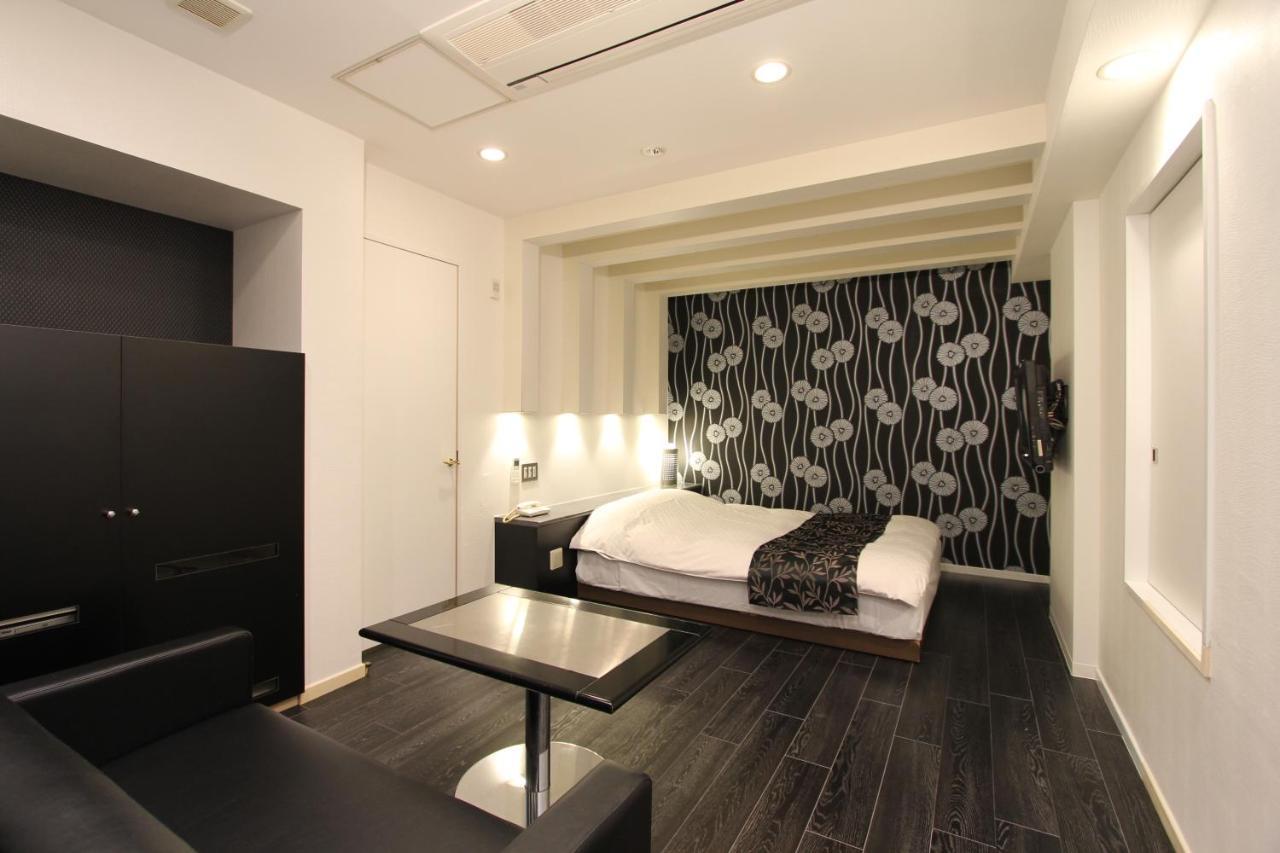Hand's (adults Only) 3* Tokio
